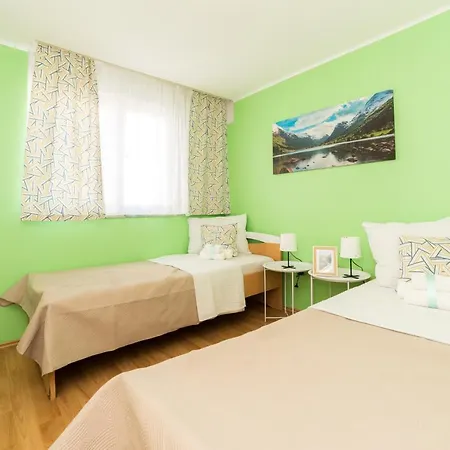 Apartament Mihaela