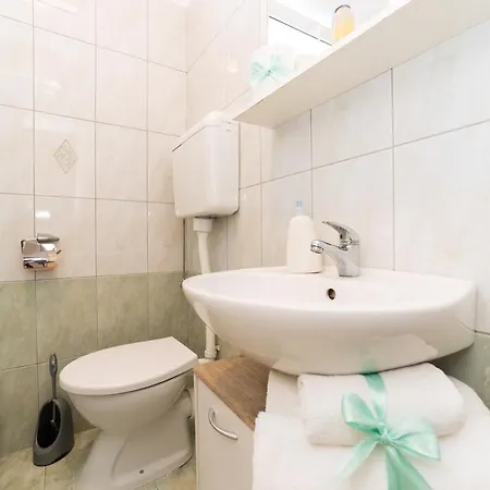 Apartament Mihaela *